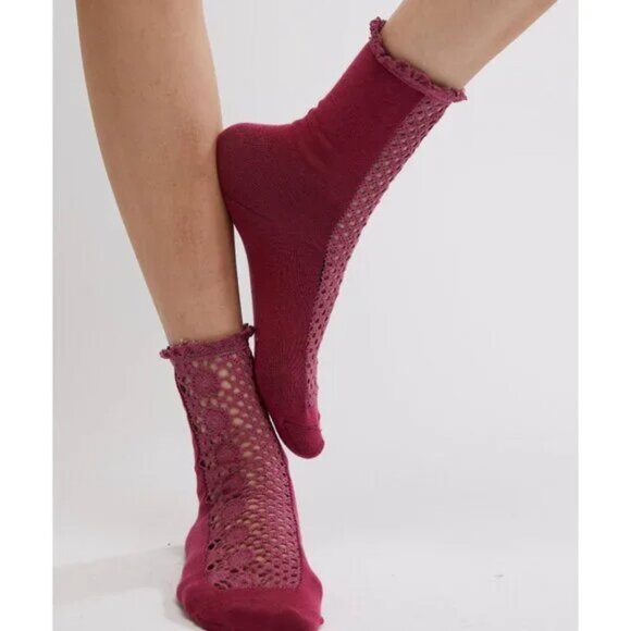Free People Rubies Crochet Socks / Deep Sea Burgundy - Picture 1 of 4